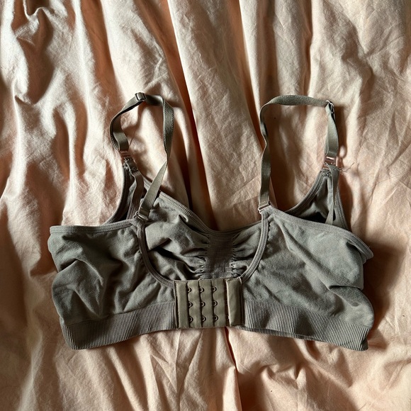 Skims MATERNITY NURSING SCULPTING BRA | SIENNA in 2x/3x - Picture 2 of 3